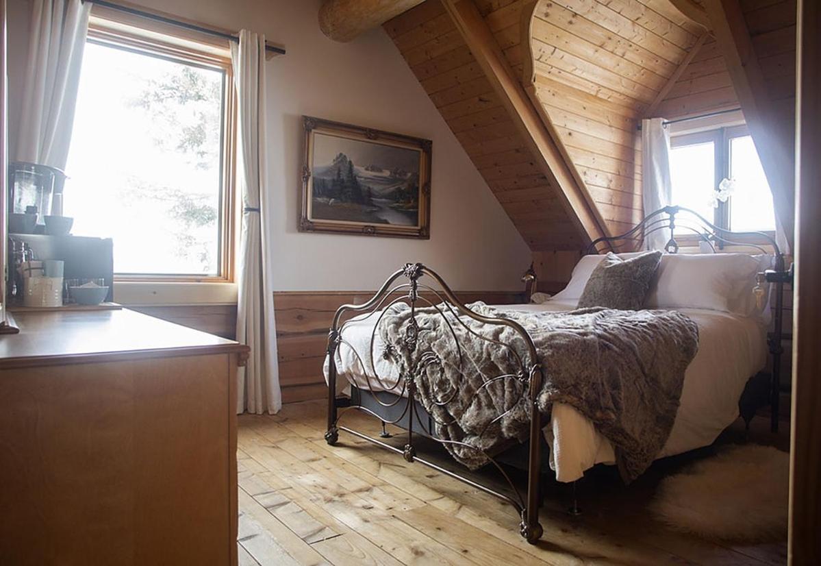 Hebergement "La Maison En Bois Rond" Sainte-Marie Exterior foto